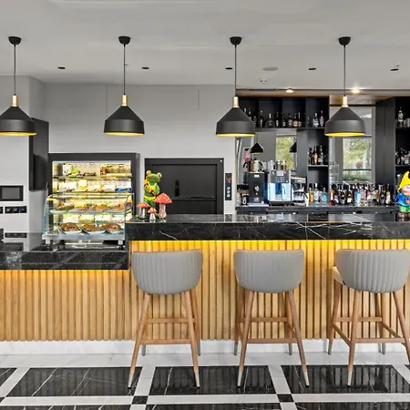 - Beylikduzu By Ihg 酒店