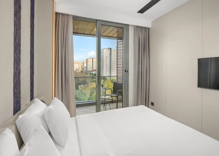 - Beylikduzu By Ihg Hotel *